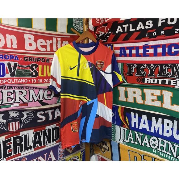 Arsenal | Men’s Large “2014 F.A Cup Final” Jersey - Picture 4 of 5